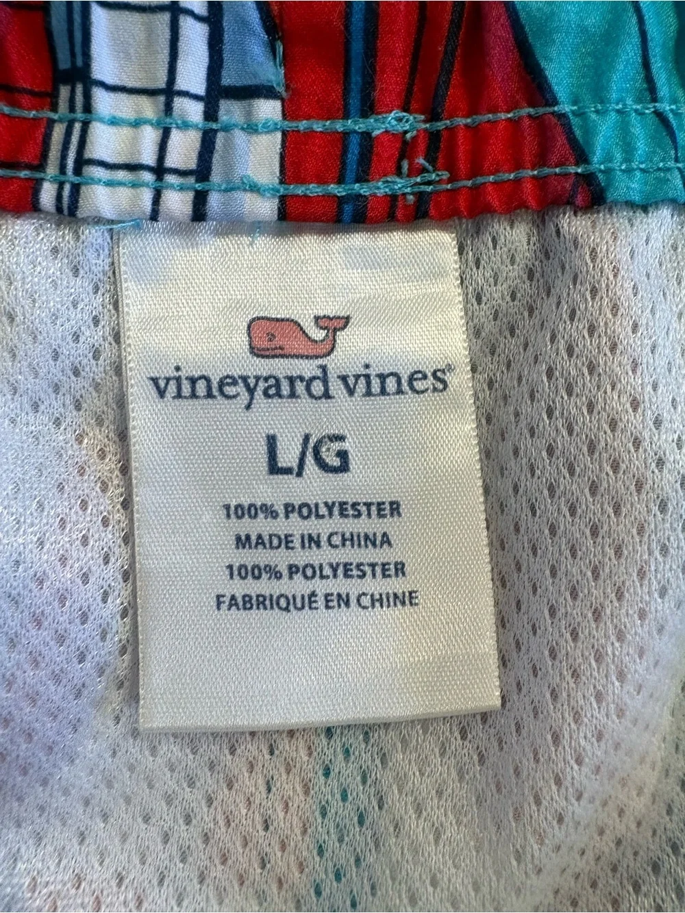 Vineyard Vines Sailboat USA Print Swim Trunks L